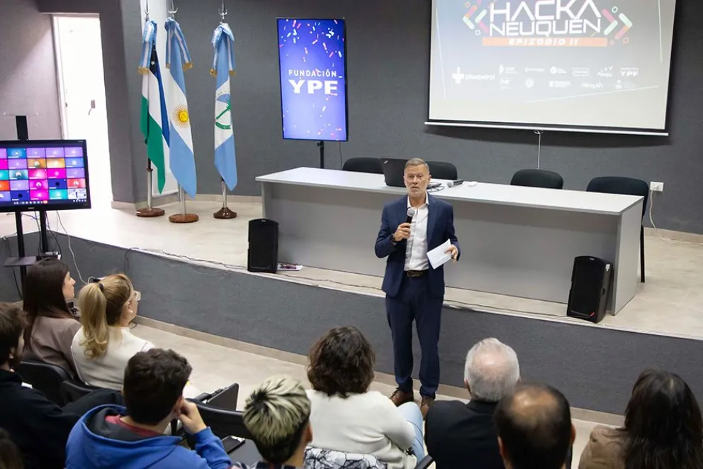 Comenzó el Hacka Neuquén 2025: Juventud, innovación y compromiso con el futuro