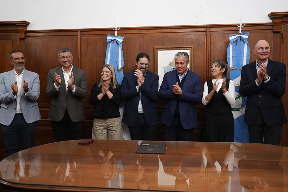 Donan equipos médicos de última generación para el Hospital de Rincón de los Sauces