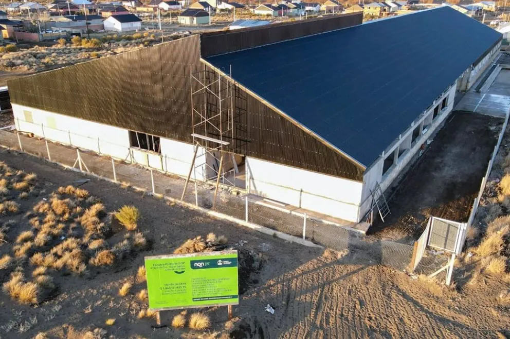 Construyen una nueva escuela al sur de Junín de los Andes